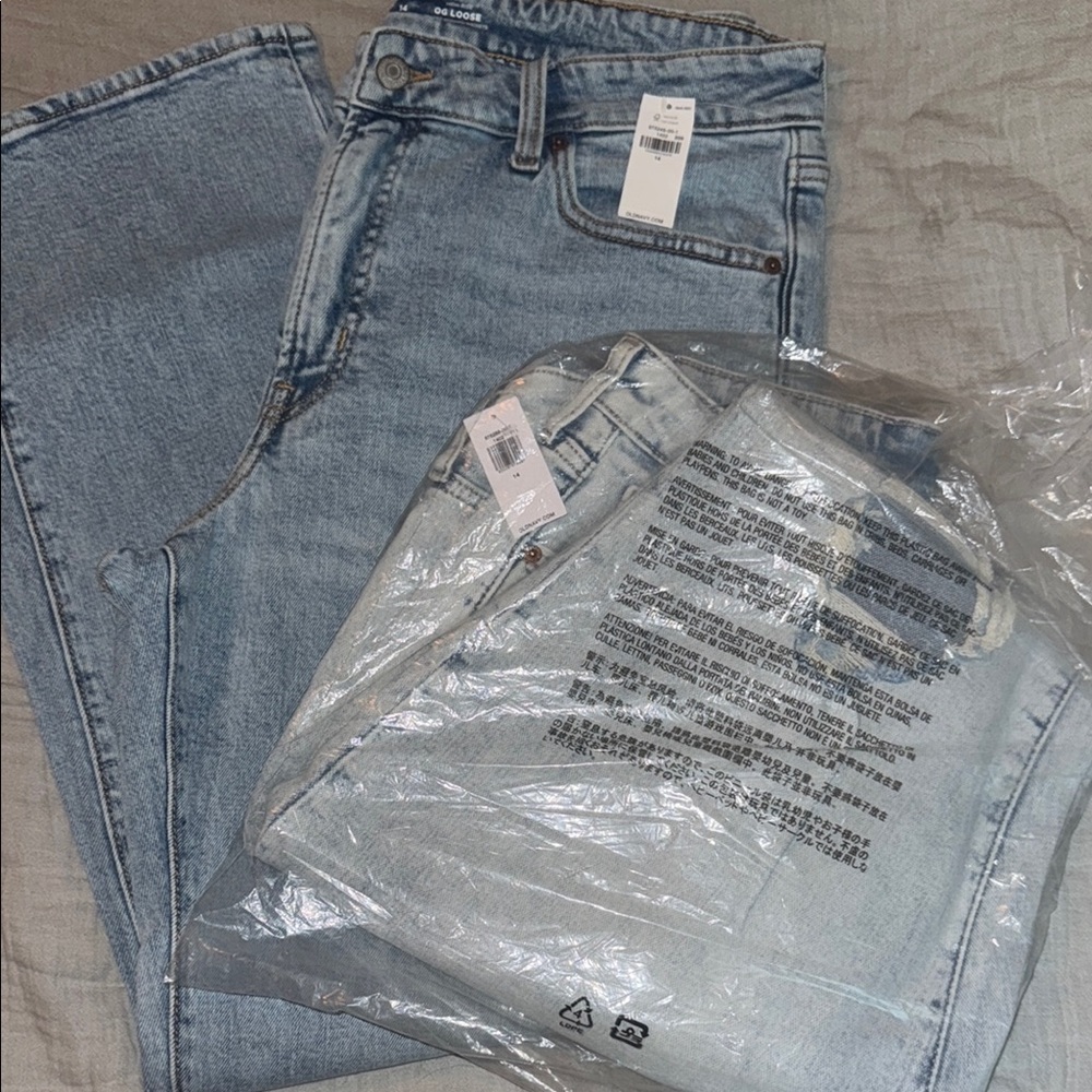 Light Blue Women's Old Navy Jeans (2)